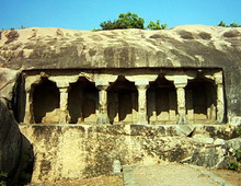 Pulitupur mandapa